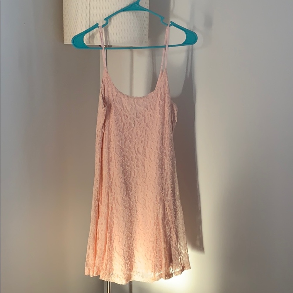 Flowy pink dress
